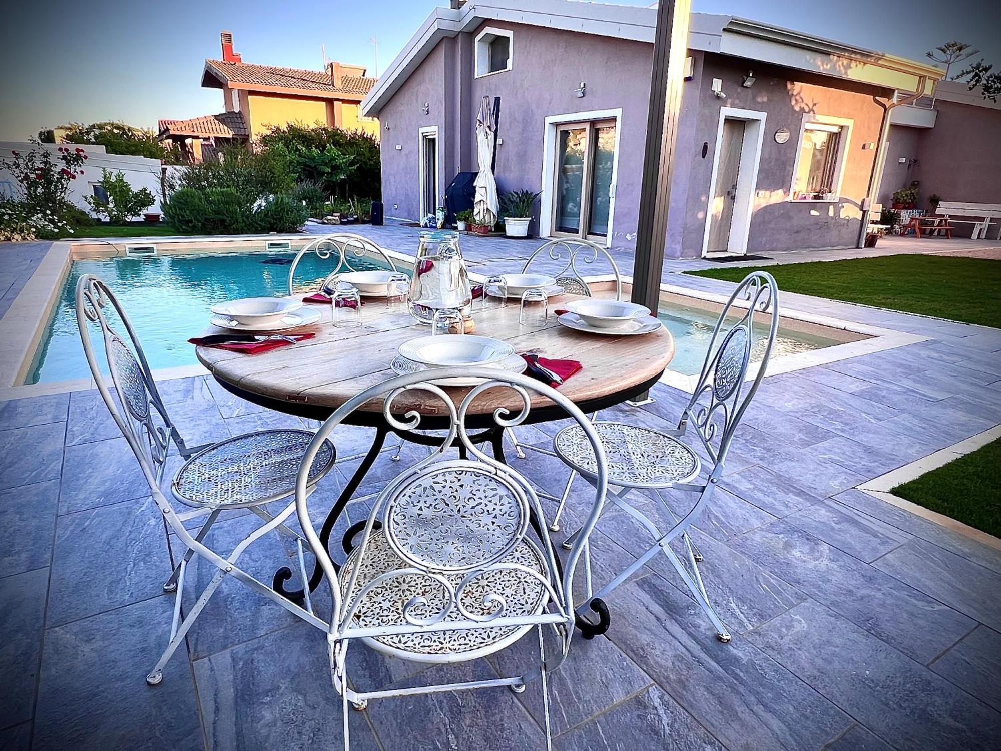 B&B Le Pavoncelle Sarde Flumini di Quartu Luaran gambar